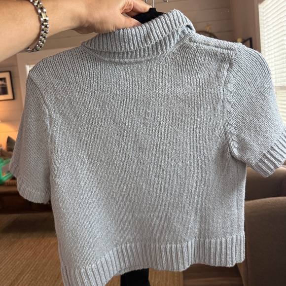 Abercrombie & Fitch Short Sleeved Sweater - Picture 4 of 5